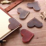 Marque page cuir coeur