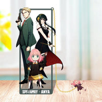 Marque-page en métal avec personnages de Spy Family, incluant Anya, Loid et Yor avec pendentif chibi